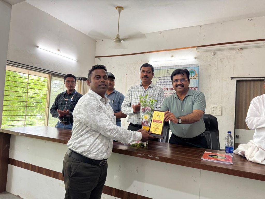 तालुका क्रीडा नियोजन बैठक ठरली फलदायी; प्रा. समीर घोडेस्वार, ऋग्वेद पेडगांवकर व कार्तिकी लामखेडे यांचा सन्मान