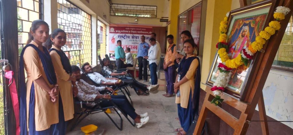 छत्रपती शिवाजी महाराज जयंतीनिमित्त भव्य रक्तदान शिबिर उत्साहात संपन्न